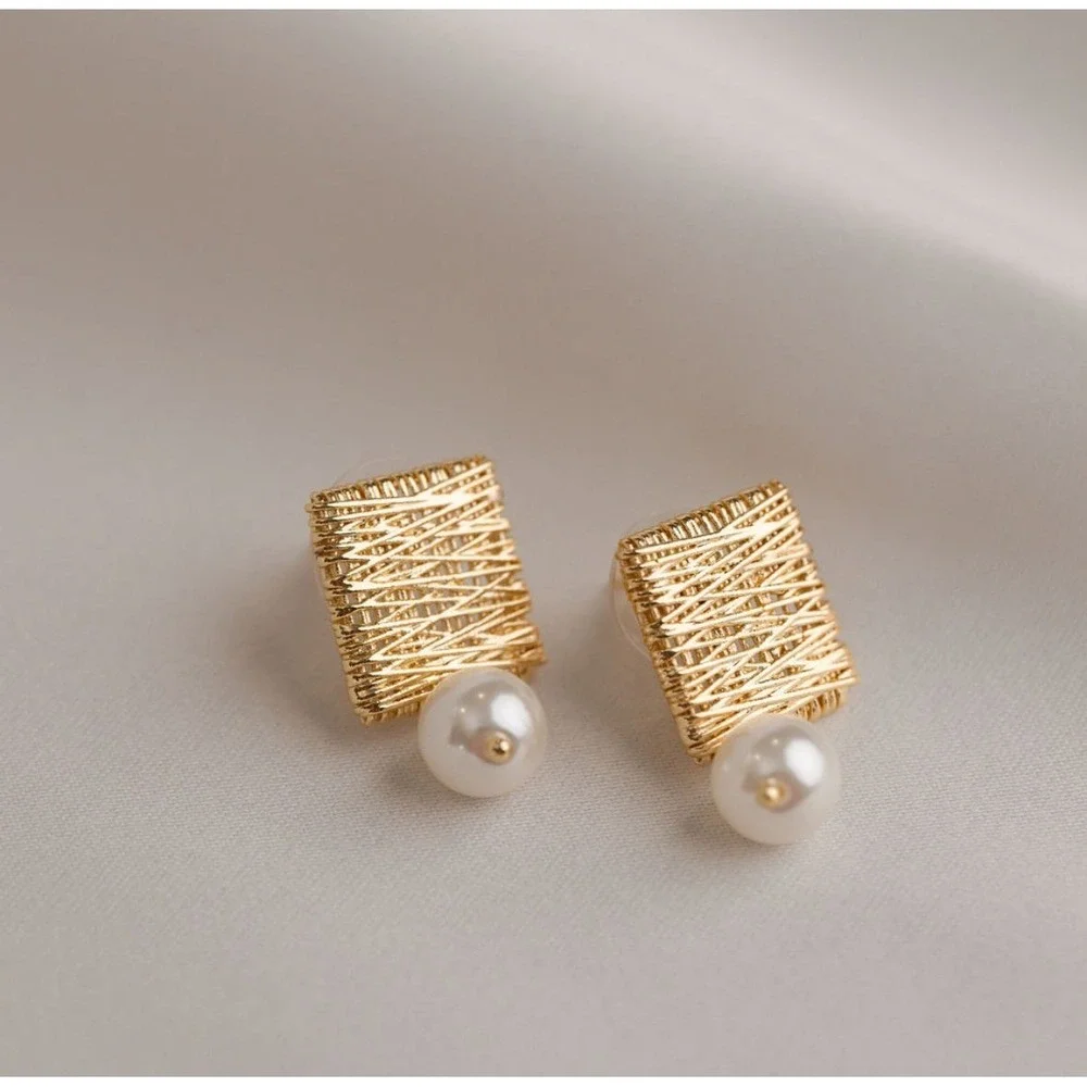 Accent Gold Textured Square Dangle‎ Drop Earrings Freshwater Pearl Jewelry